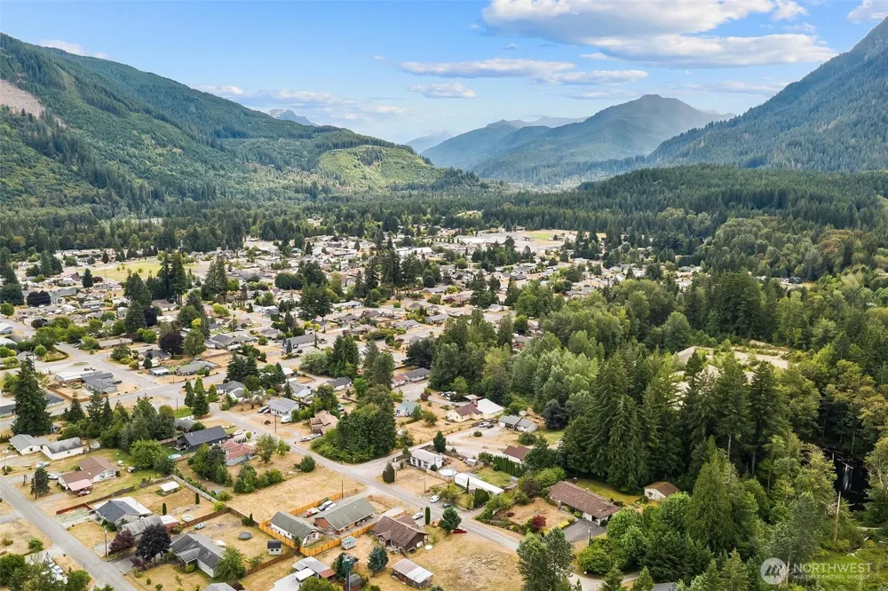 1265 Cascade Street Darrington, WA 98241