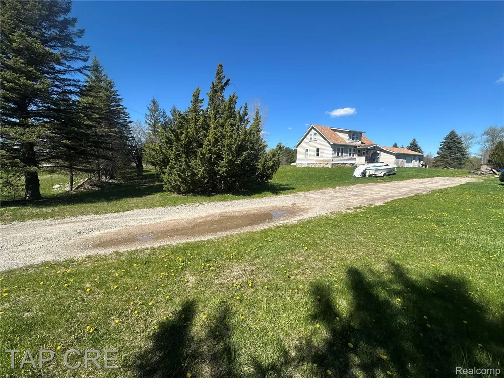 2273 S M 65 Highway Burleigh Township, MI 48770