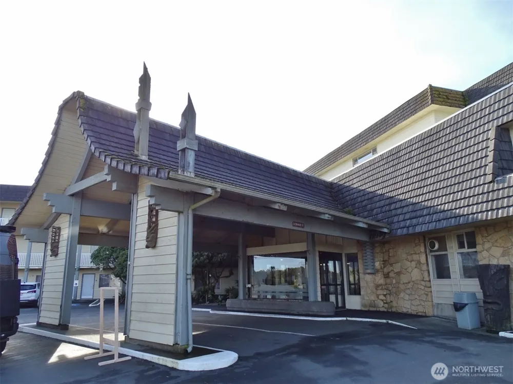 615 Ocean Shores Boulevard NW #201 Ocean Shores, WA 98569