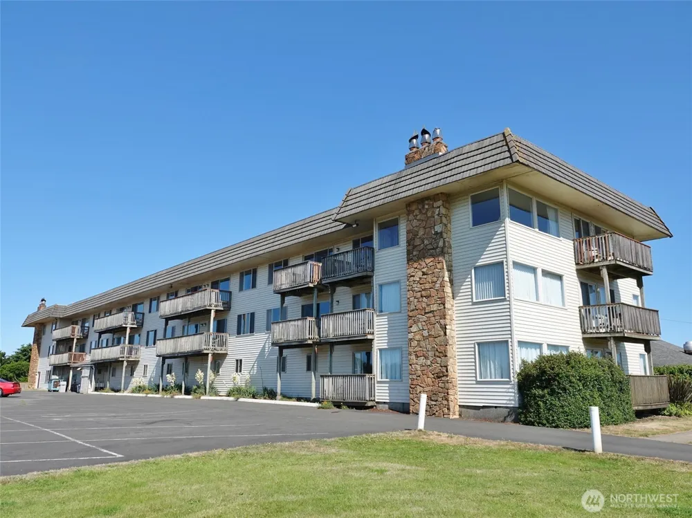 615 Ocean Shores Boulevard NW #201 Ocean Shores, WA 98569