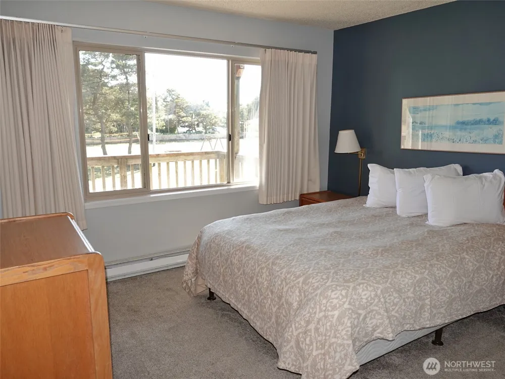 615 Ocean Shores Boulevard NW #201 Ocean Shores, WA 98569