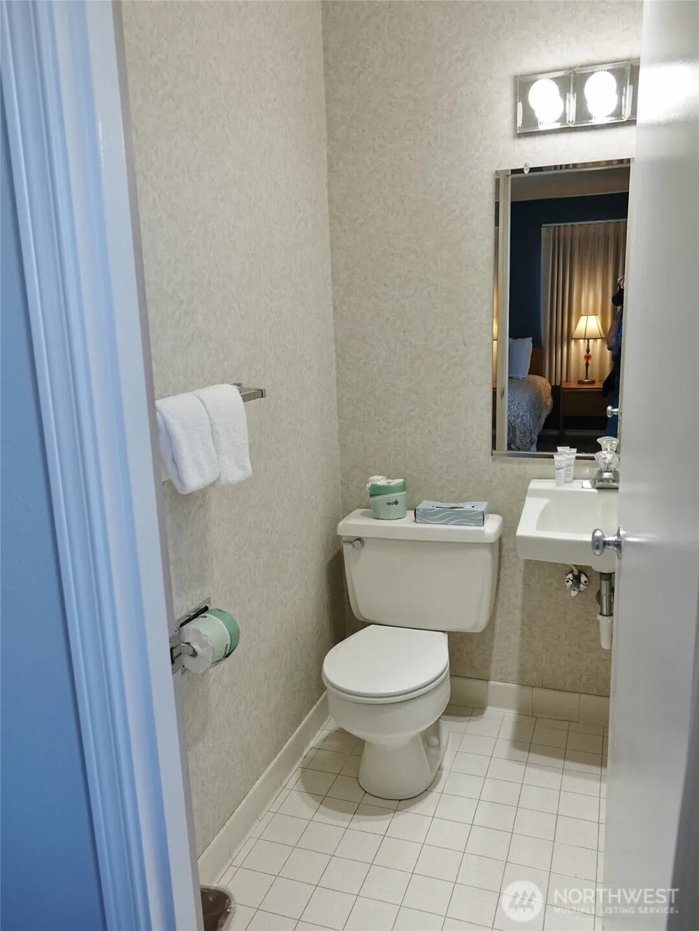 615 Ocean Shores Boulevard NW #201 Ocean Shores, WA 98569