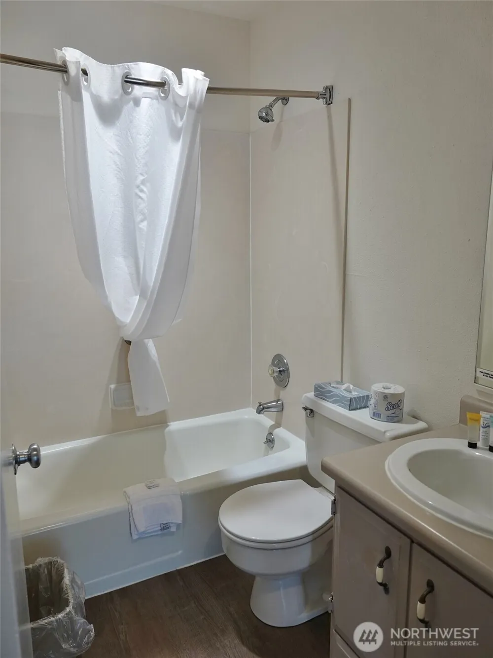 615 Ocean Shores Boulevard NW #201 Ocean Shores, WA 98569