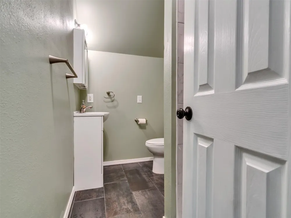 1928 Greentree Drive Huntsville, TX 77340