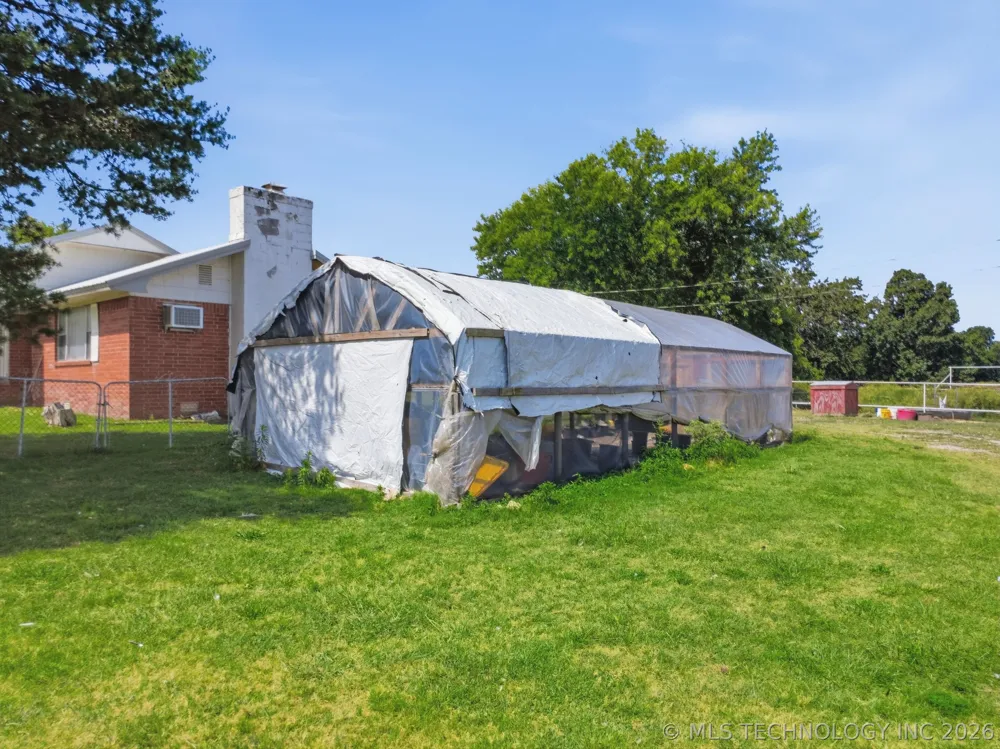 7703 447 ROAD Spavinaw, OK 74366