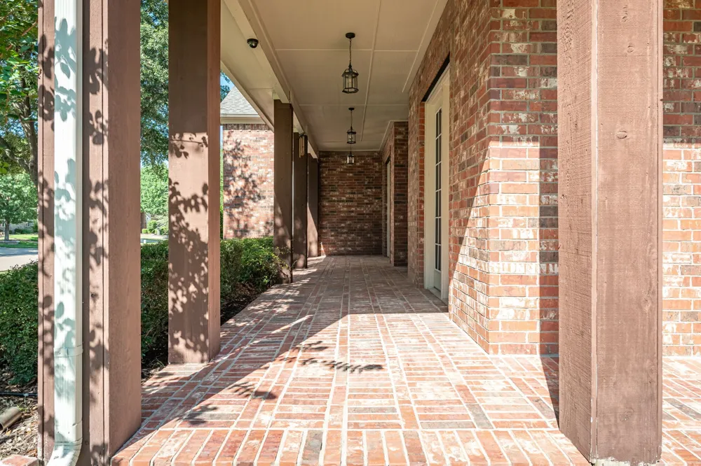 205 Creekside Drive Murphy, TX 75094