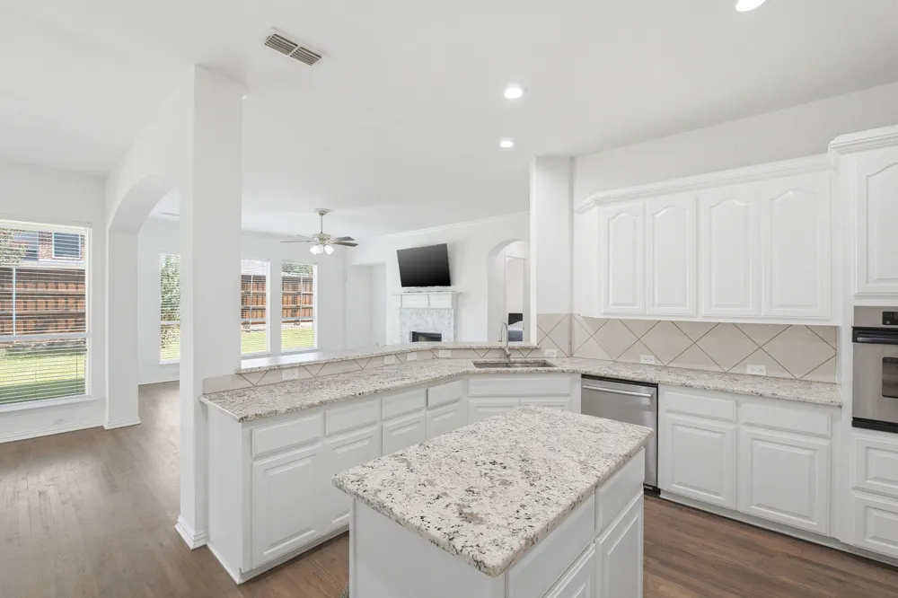 205 Creekside Drive Murphy, TX 75094