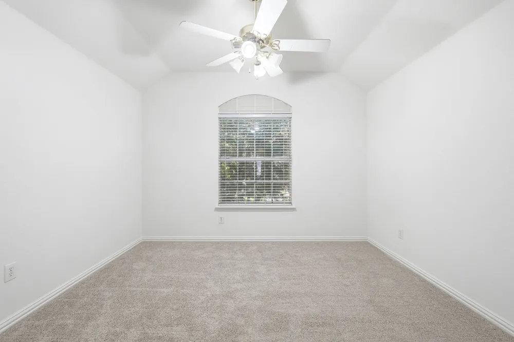 205 Creekside Drive Murphy, TX 75094