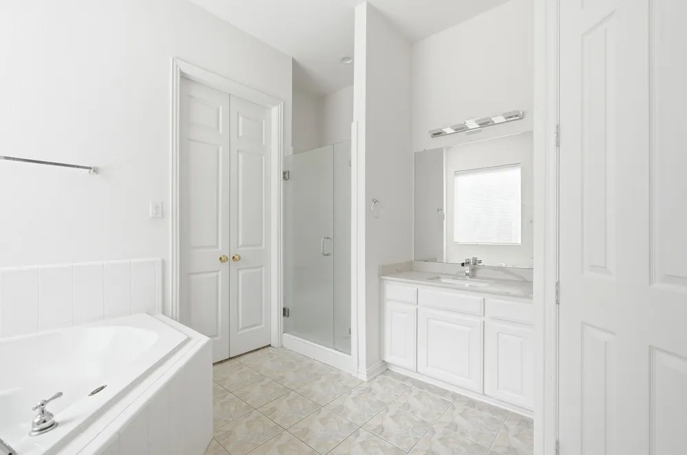 205 Creekside Drive Murphy, TX 75094