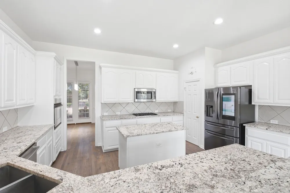 205 Creekside Drive Murphy, TX 75094