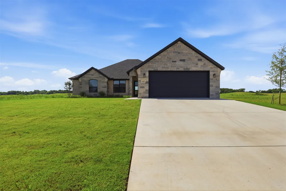 117 Eagle Court Glen Rose, TX 76077