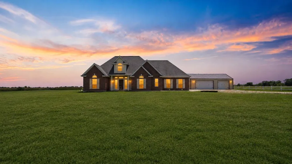4628 Fm 457 Bay City, TX 77414
