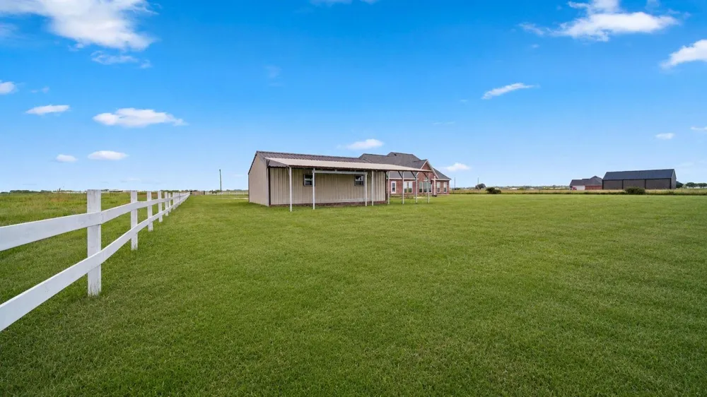 4628 Fm 457 Bay City, TX 77414