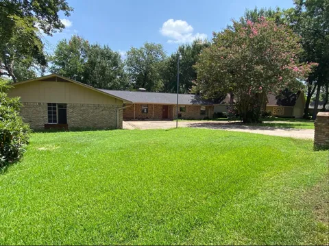 186 1st Oak Drive