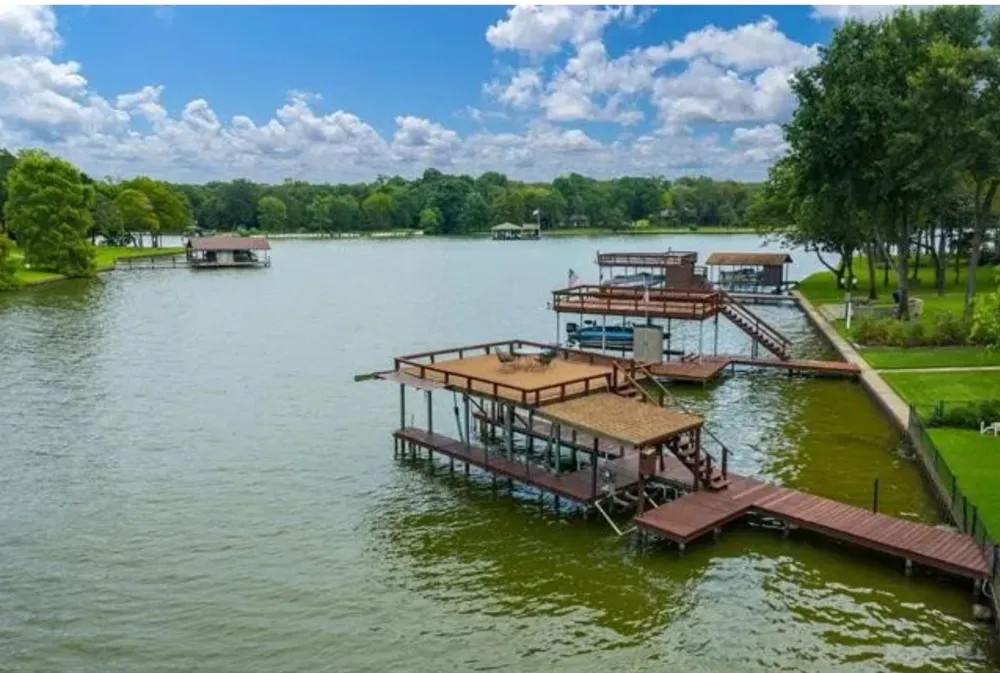 186 1st Oak Drive Enchanted Oaks, TX 75156