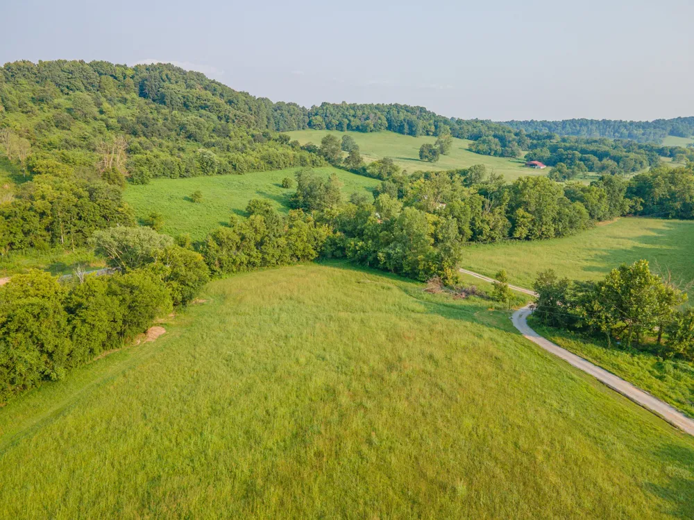 3247 Springplace Rd Lewisburg, TN 37091