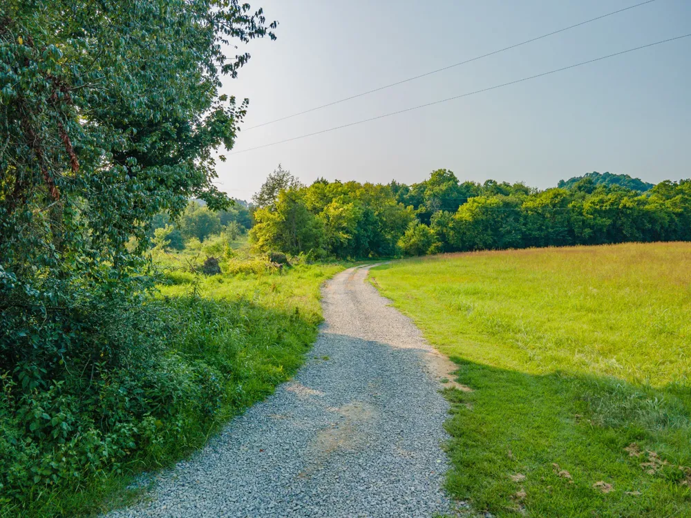 3247 Springplace Rd Lewisburg, TN 37091