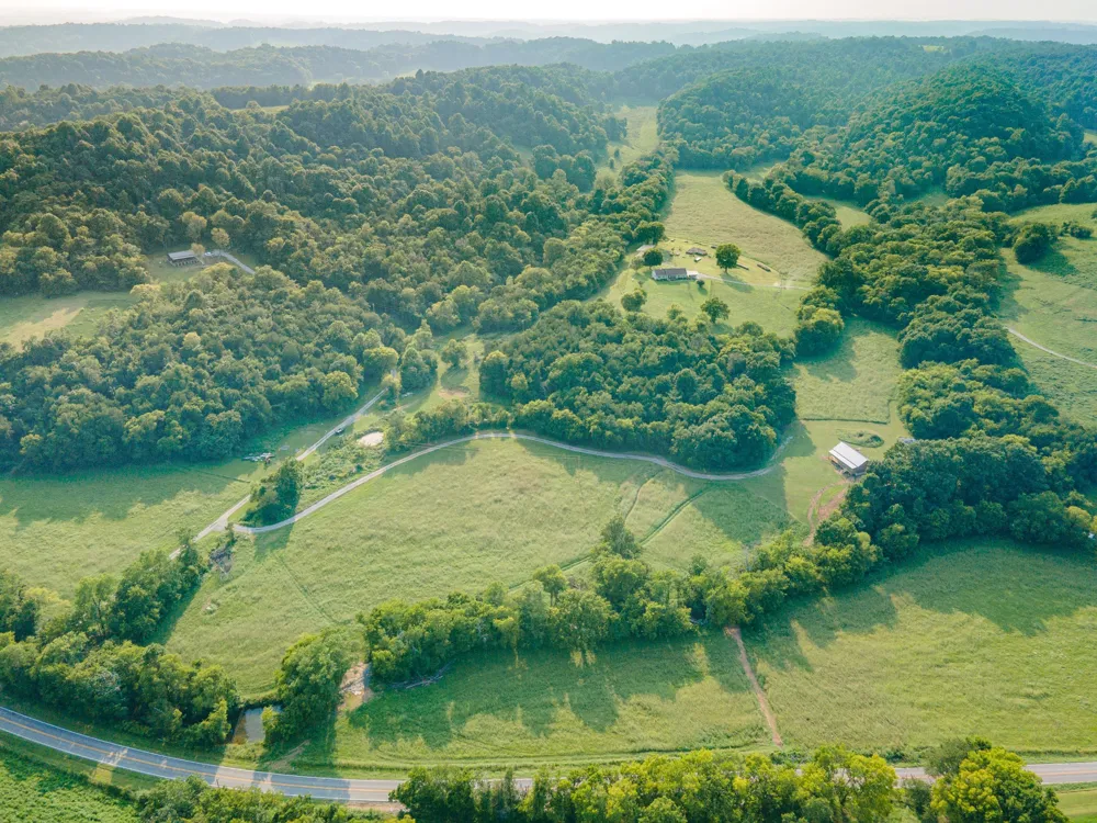 3247 Springplace Rd Lewisburg, TN 37091