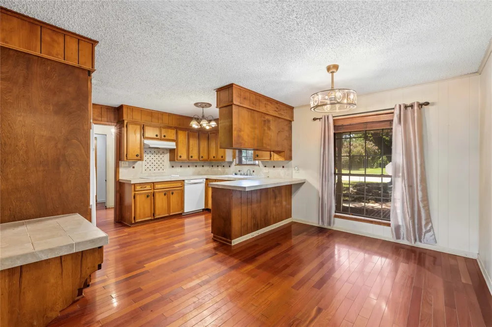 2204 10th Street Brownwood, TX 76801