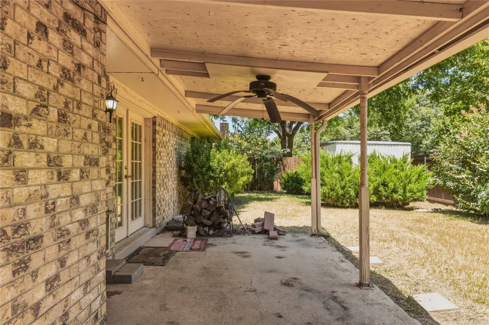 2204 10th Street Brownwood, TX 76801