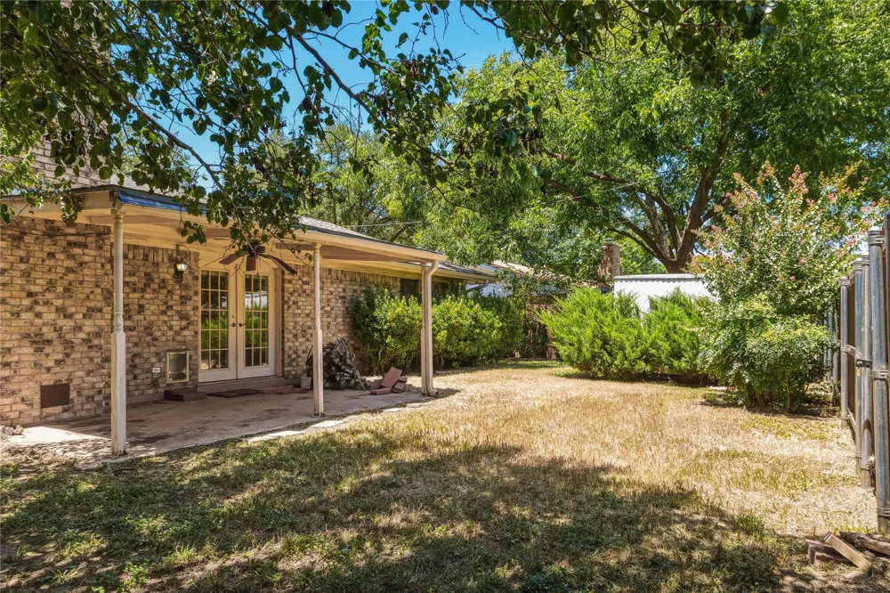 2204 10th Street Brownwood, TX 76801