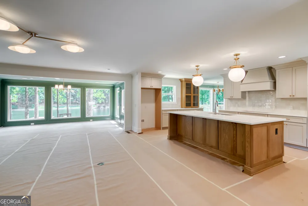 200 Whitney ST Eatonton, GA 31024
