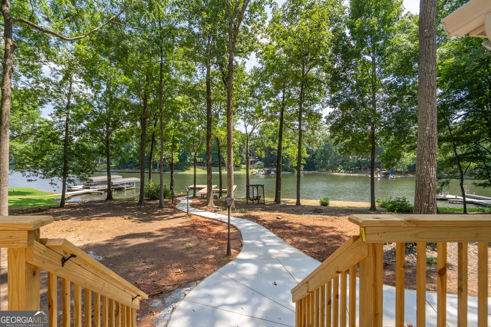 200 Whitney ST Eatonton, GA 31024