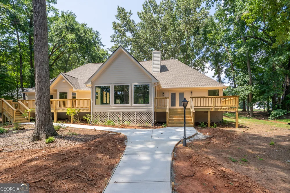 200 Whitney ST Eatonton, GA 31024