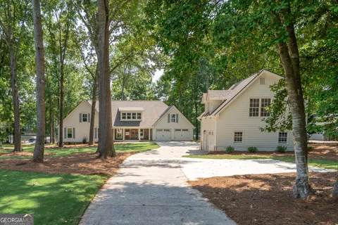 200 Whitney ST