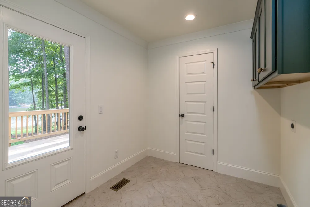 200 Whitney ST Eatonton, GA 31024