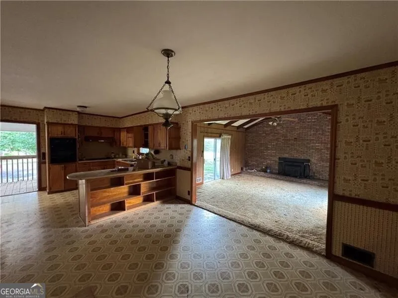 1049 Ben Higgins RD Dahlonega, GA 30533