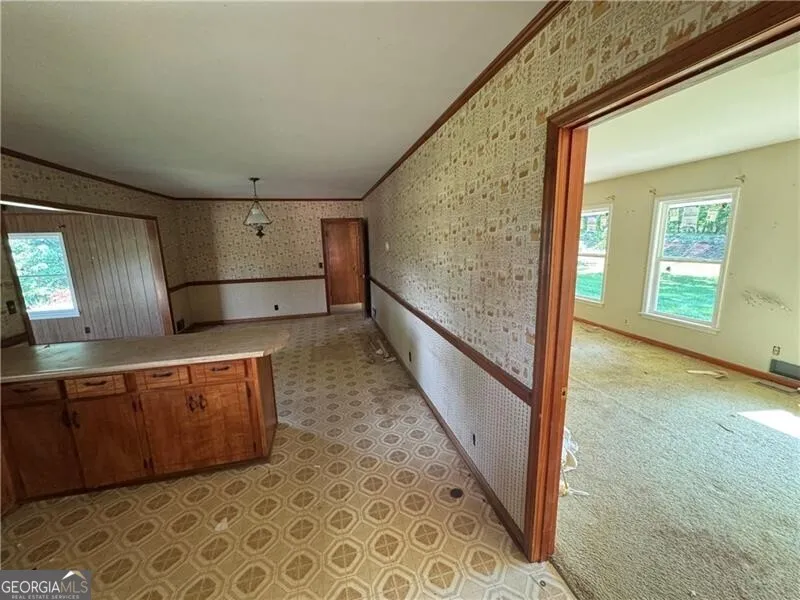 1049 Ben Higgins RD Dahlonega, GA 30533
