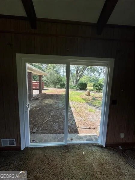 1049 Ben Higgins RD Dahlonega, GA 30533