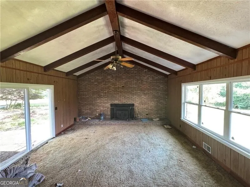 1049 Ben Higgins RD Dahlonega, GA 30533