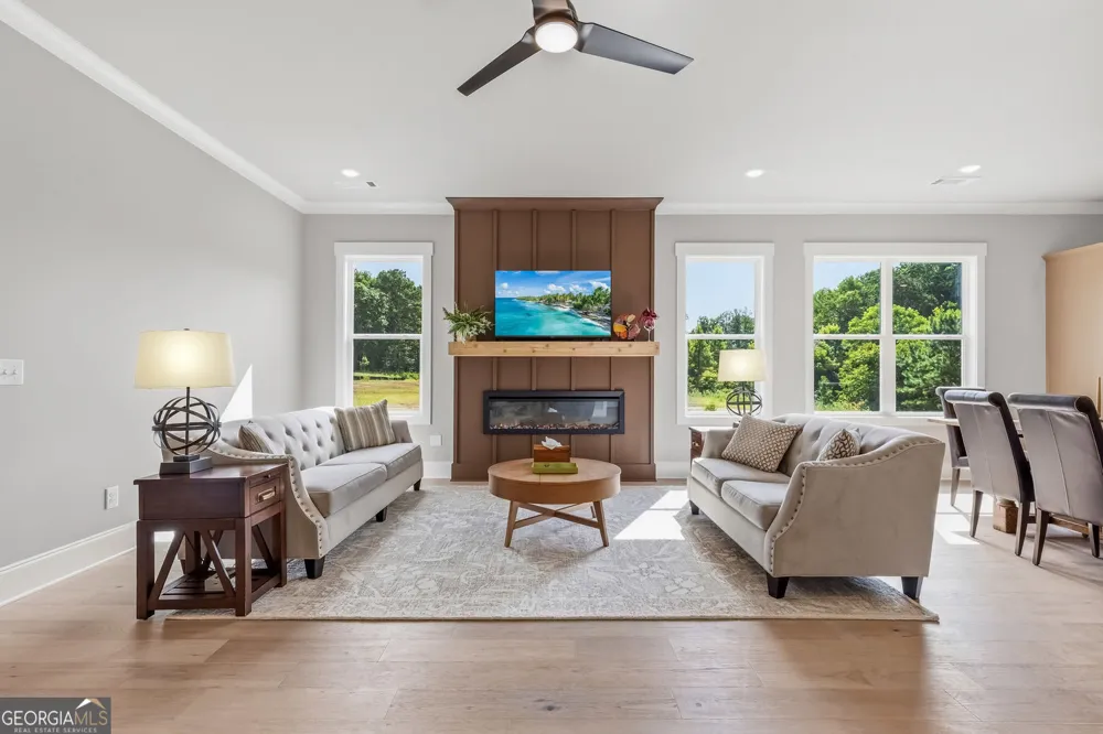 5424 Oak Manor WAY Murrayville, GA 30564