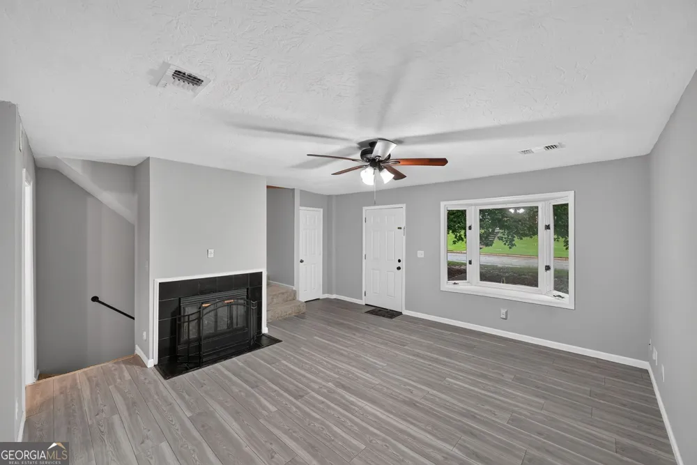 226 High Creek DR Roswell, GA 30076