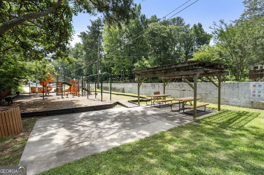 4553 Park DR Pine Lake, GA 30072
