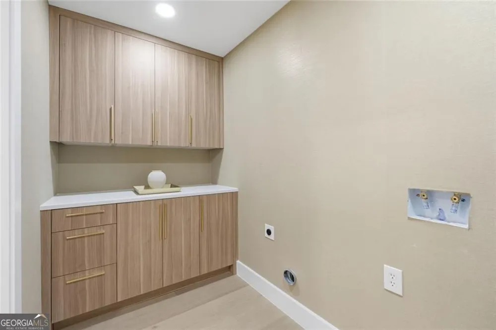 1253 Brooklawn RD NE Brookhaven, GA 30319