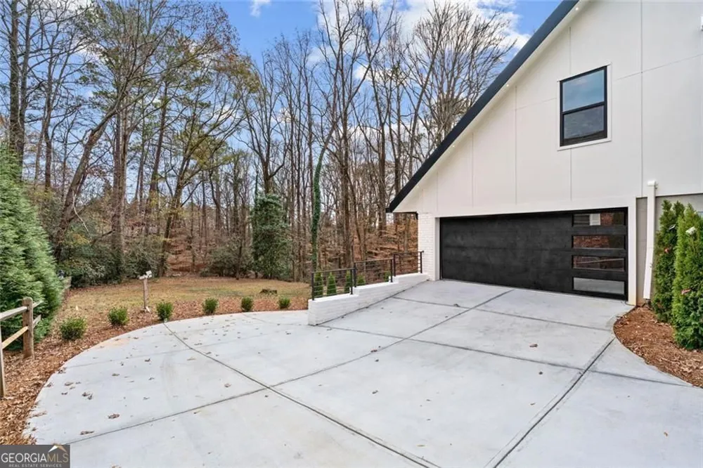 1253 Brooklawn RD NE Brookhaven, GA 30319