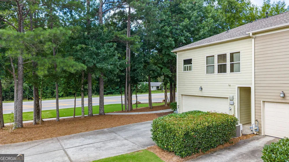 9938 Mancunian WAY Douglasville, GA 30135