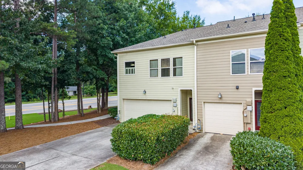 9938 Mancunian WAY Douglasville, GA 30135