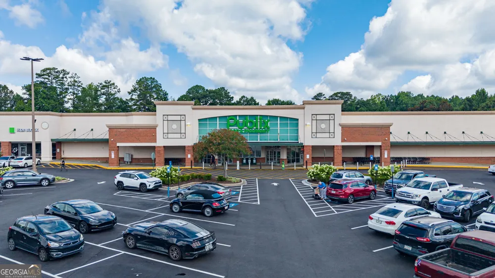 9938 Mancunian WAY Douglasville, GA 30135