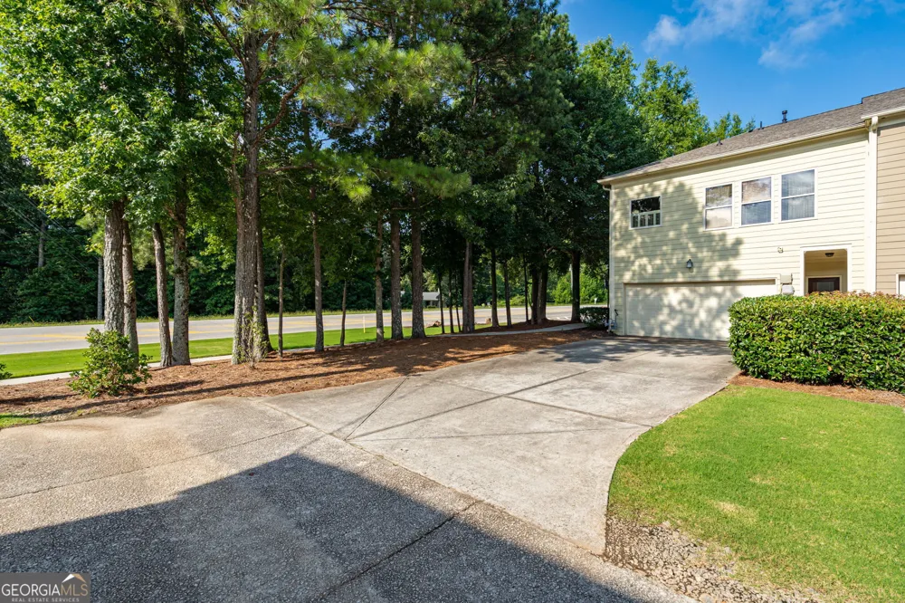 9938 Mancunian WAY Douglasville, GA 30135