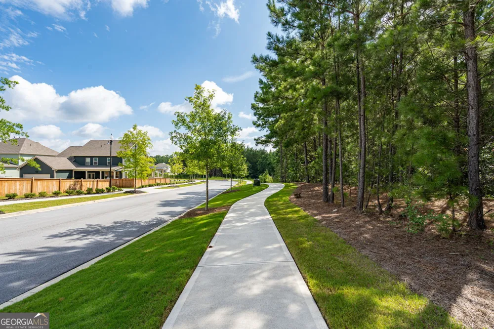 9938 Mancunian WAY Douglasville, GA 30135