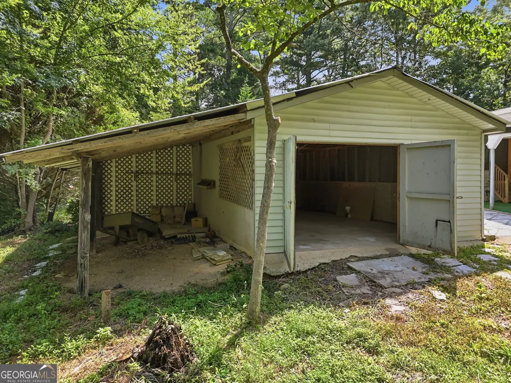 370 Thompson LN Jasper, GA 30143