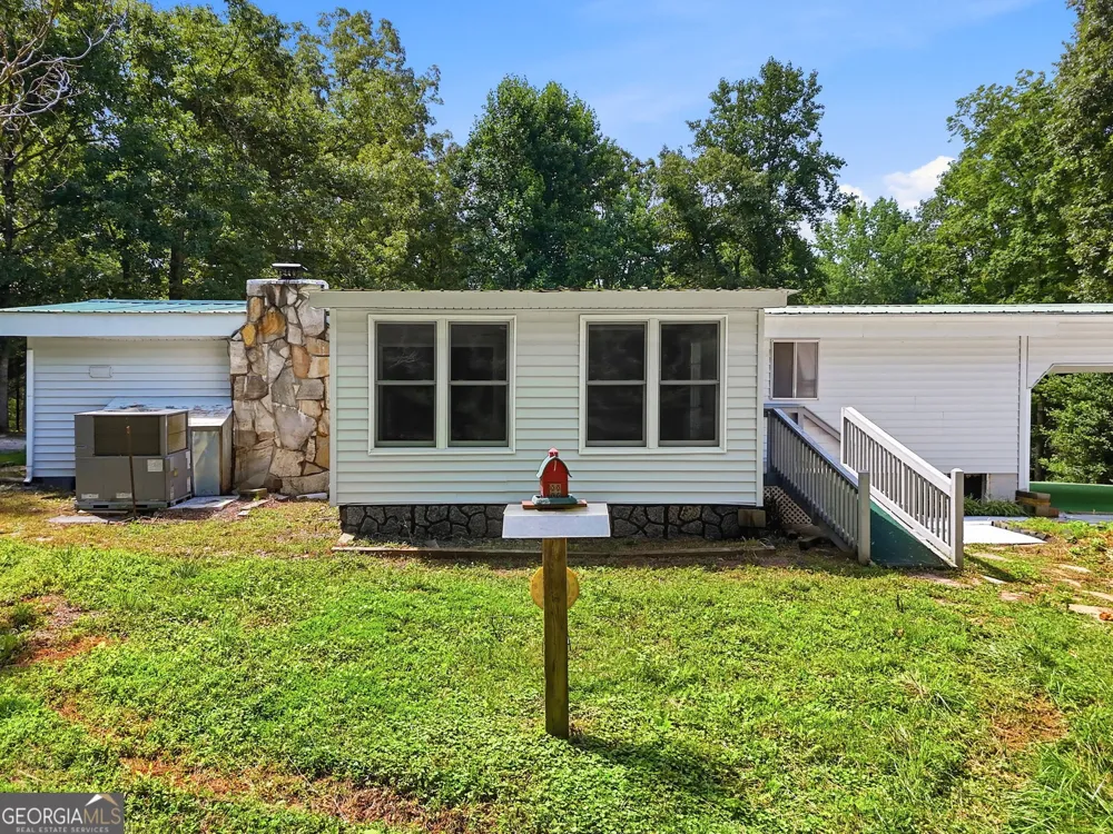 370 Thompson LN Jasper, GA 30143