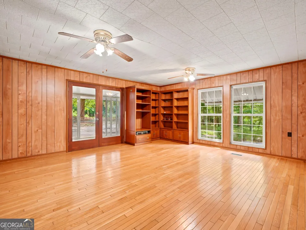 370 Thompson LN Jasper, GA 30143