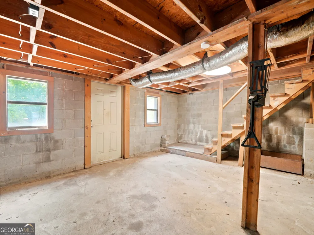 370 Thompson LN Jasper, GA 30143