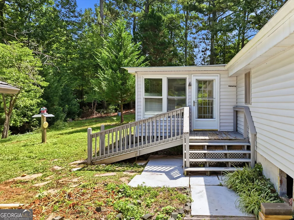 370 Thompson LN Jasper, GA 30143