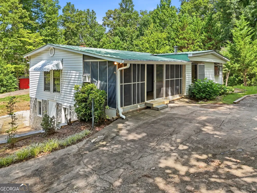370 Thompson LN Jasper, GA 30143
